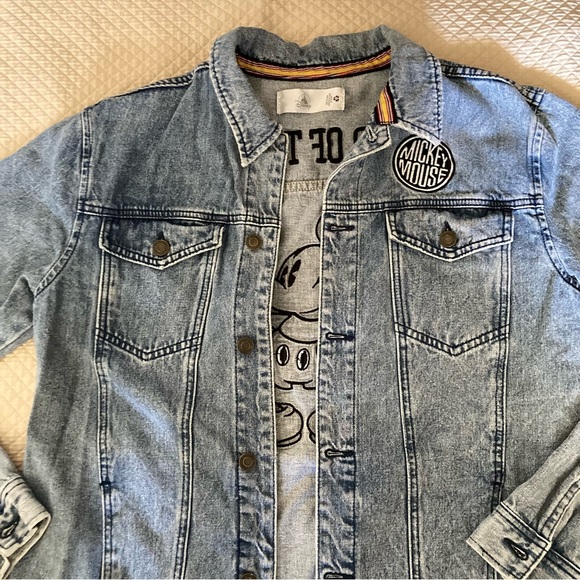 COPY - Disney Mickey Mouse oversized ‘Leader of the Club’ Denim Jacket - Picture 6 of 9